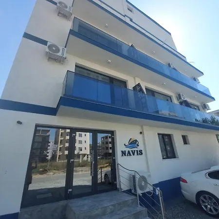 Navis Mamaia Nord Gæstehus Năvodari