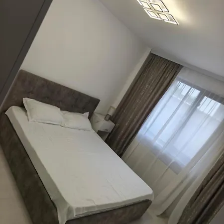Pensjonat Navis Mamaia Nord Năvodari